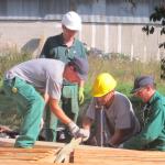 Pose des 3 dernières fermes (attache de la ferme avant levage)